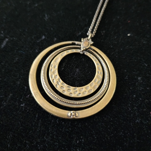Antique Brass Gold Circle Pendant Cookie Lee Necklace NWT - Picture 4 of 12